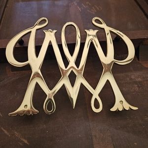 Vintage Colonial Williamsburg brass trivet, William & Mary monogram, 8"